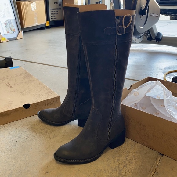 Born Womens Boots Fannar Size 